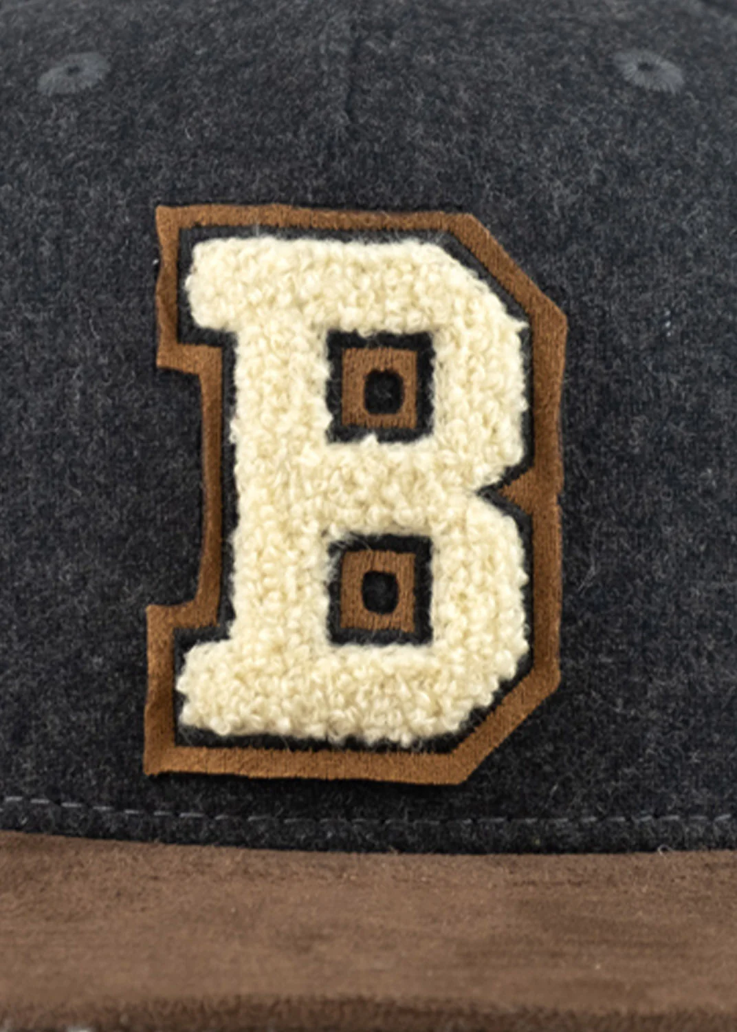 Cap "B" - dunkelgrau (Snapback) - Image 2