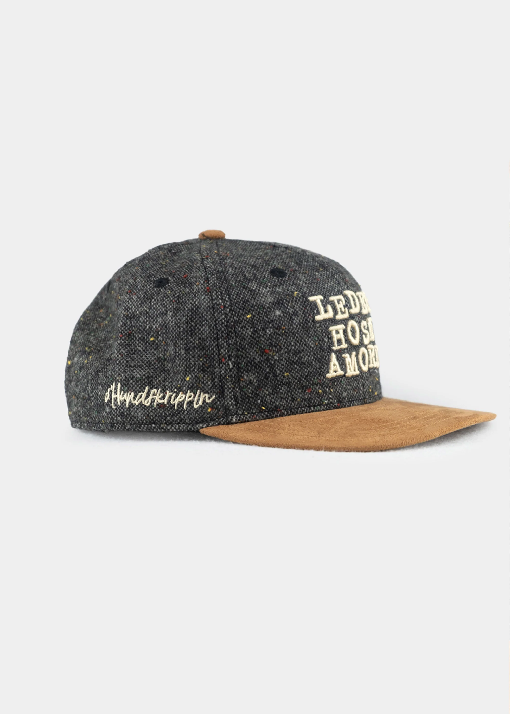 Cap "d´Hundskrippln: Lederhosnamore" - grau (Snapback) - Image 3