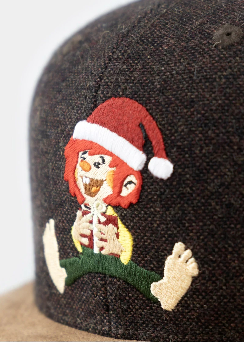 Cap "Pumuckl: Weihnachtsedition" - dunkelrot (LIMITED) - Image 2