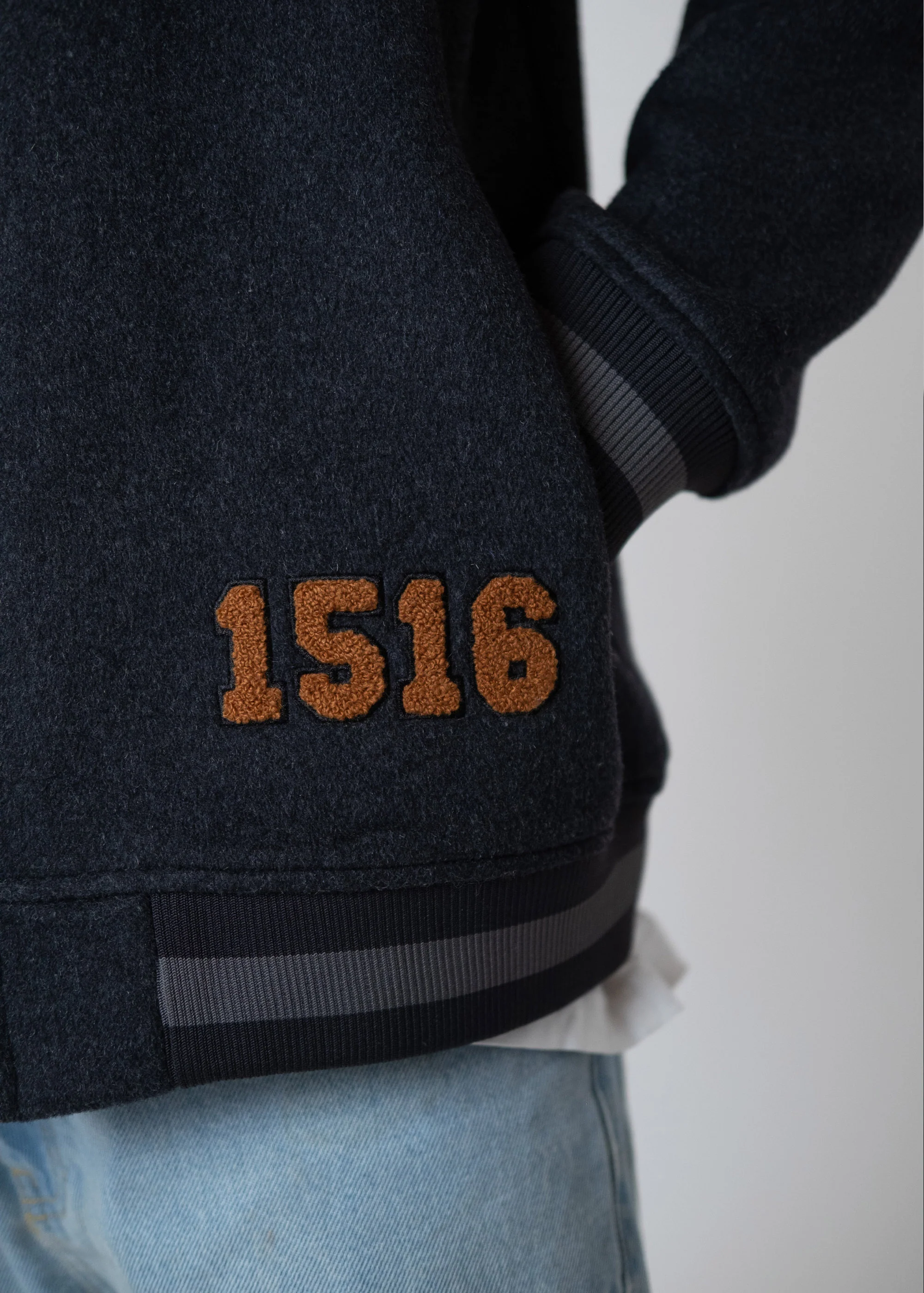 Collegejacke "BC" - dunkelgrau - Image 3
