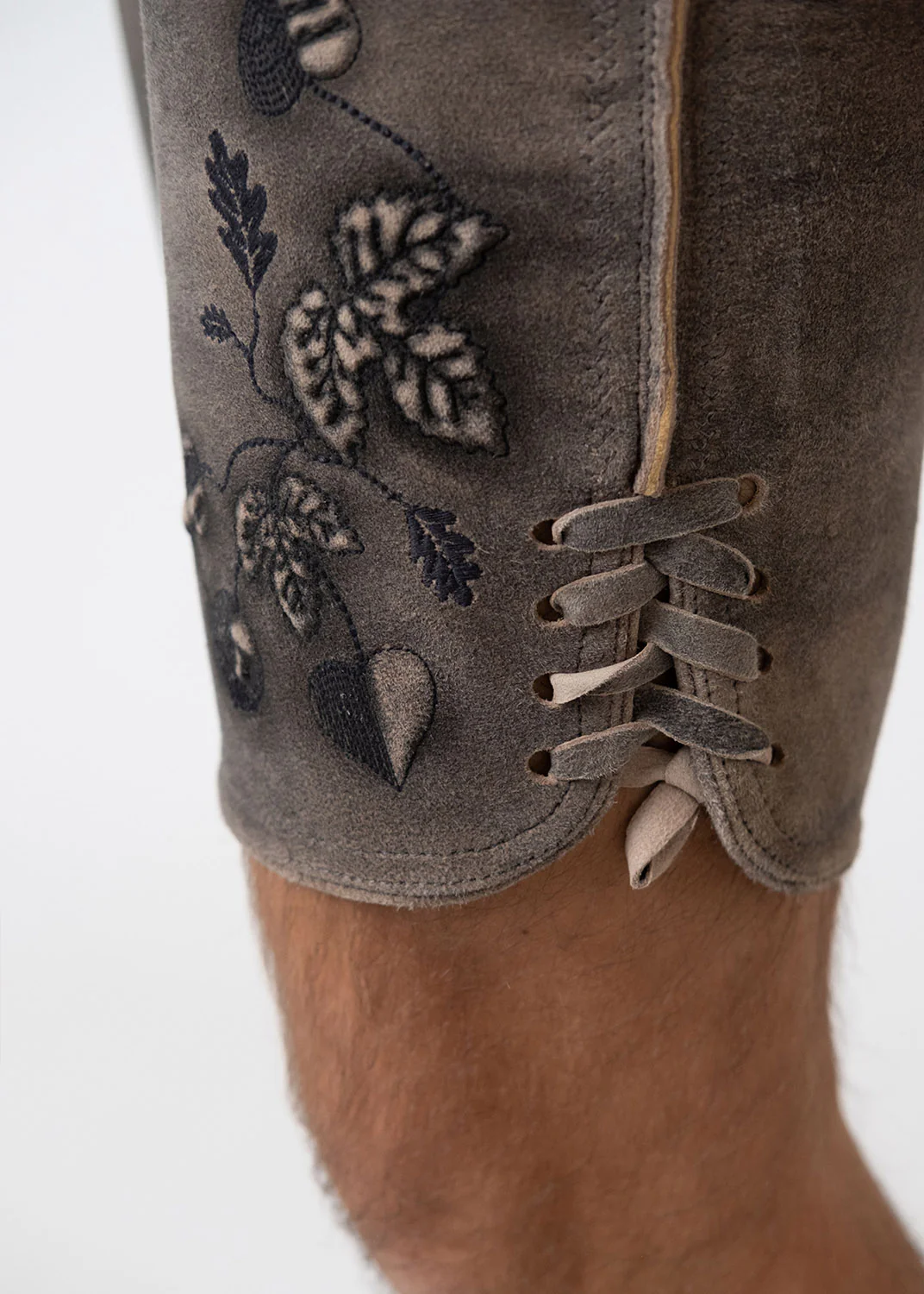 Lederhose "Schafkopf" - graubraun/blau - Image 4