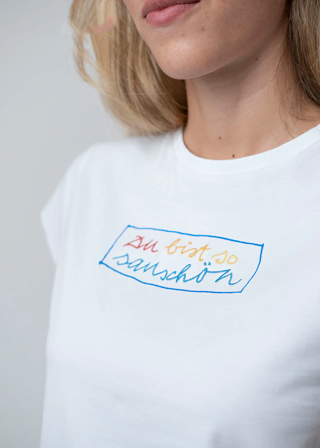 T-Shirt "Sauschön" - weiß - Image 3